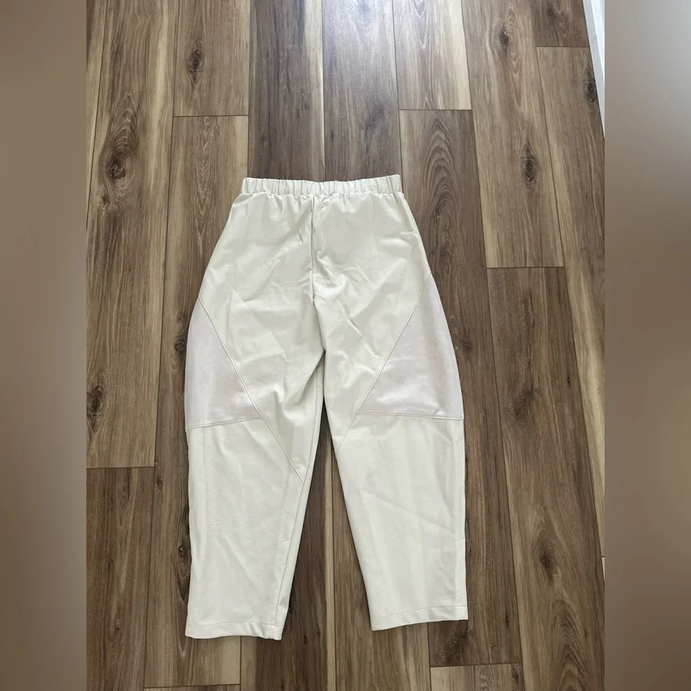 Parker womens faux leather pants size medium NWT - Picture 5 of 5